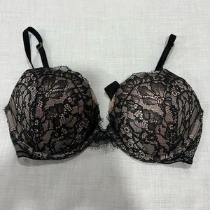 Victoria’s Secret very sexy push up bra 32D